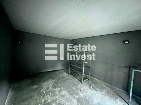 паркомісце за адресою Кримська вул., 8Б