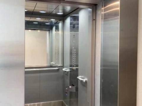 квартира за адресою Князя Ярослава Мудрого просп., (Будинок)