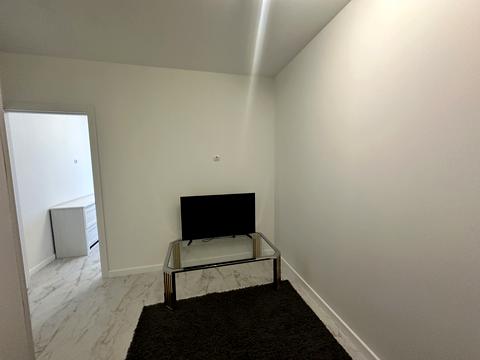 квартира по адресу Джохара Дудаева ул., 10