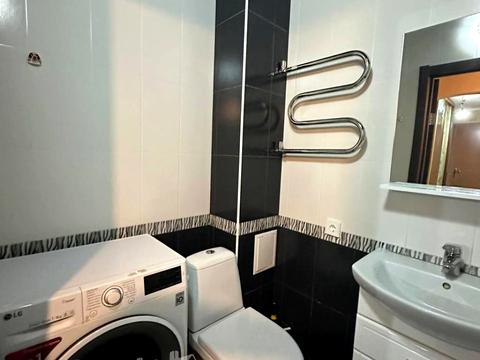 квартира за адресою Сергія Москаленка вул. (Красовського), 8-Б