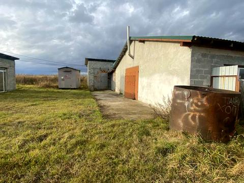 комерційна за адресою Дружби, 16