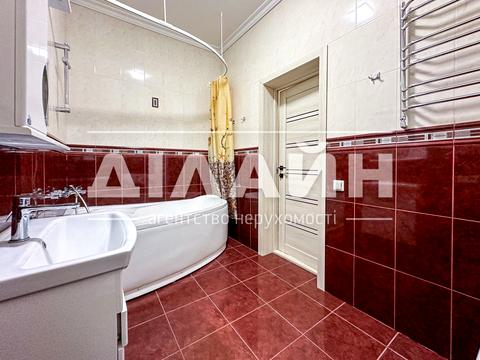 квартира по адресу Розваги ул., 27