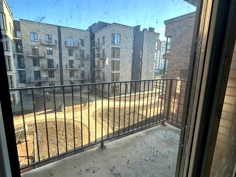 квартира за адресою 24 Серпня вул., (Будинок 11)