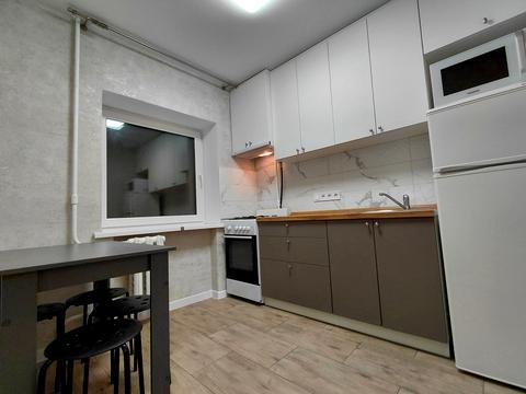 квартира за адресою Ґарета Джонса вул. (Сім'ї Хохлових), 1