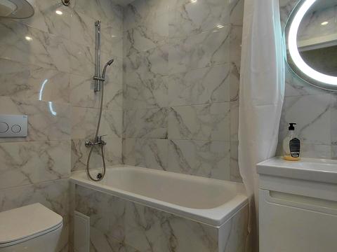 квартира за адресою Ґарета Джонса вул. (Сім'ї Хохлових), 1