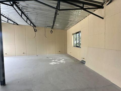 комерційна за адресою Шевченка вул., 62