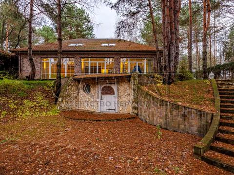 будинок за адресою с. Хотянівка, Боброва, 2