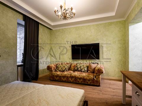 будинок за адресою с. Хотянівка, Боброва, 2