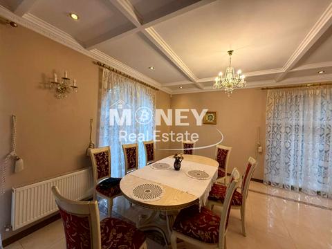 будинок за адресою Скрипки