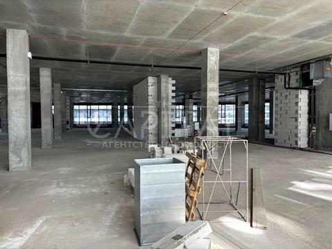 комерційна за адресою Дніпровська набережна вул., 15-Є