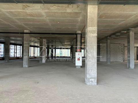 комерційна за адресою Дніпровська набережна вул., 15-Є