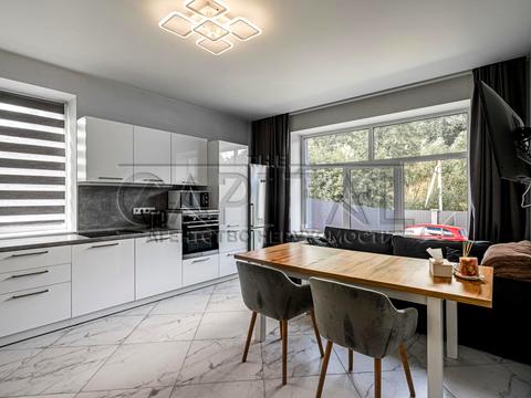 будинок за адресою Шкільна вул.