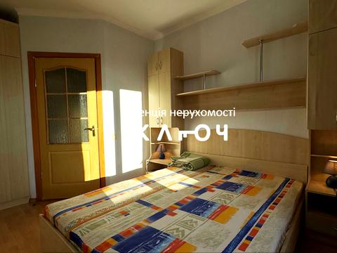 квартира по адресу Вячеслава Черновола ул., 12/1