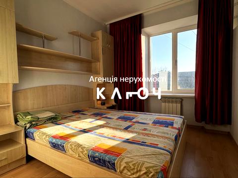 квартира по адресу Вячеслава Черновола ул., 12/1