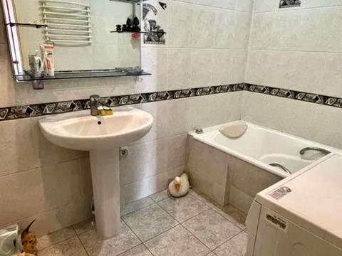 квартира по адресу Героев просп., 21