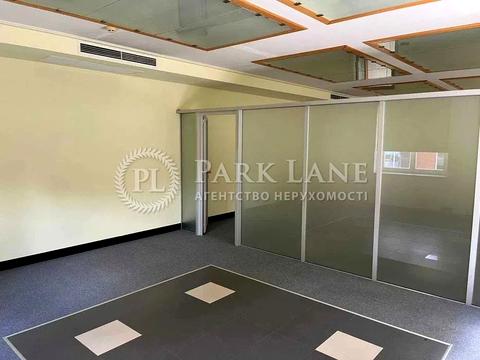 комерційна за адресою Василя Тютюнника вул. (Анрі Барбюса), 28б