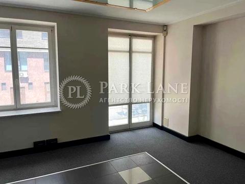 коммерческая по адресу Василия Тютюнника ул. (Анрі Барбюса), 28б