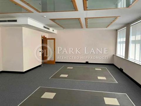 комерційна за адресою Василя Тютюнника вул. (Анрі Барбюса), 28б