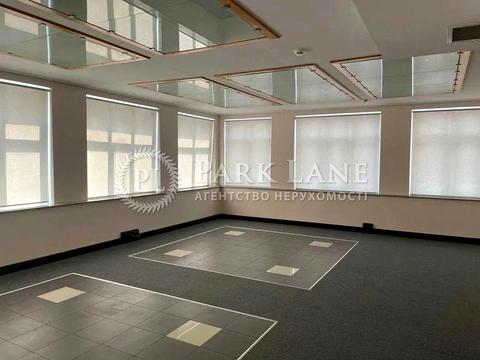 комерційна за адресою Василя Тютюнника вул. (Анрі Барбюса), 28б