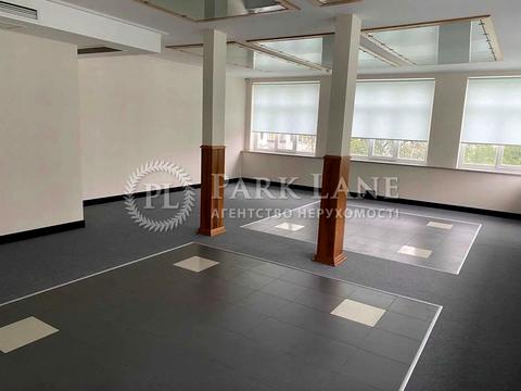 комерційна за адресою Василя Тютюнника вул. (Анрі Барбюса), 28б