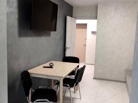 квартира за адресою Домбровського вул., 3-В, корпус  1-4