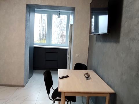 квартира за адресою Домбровського вул., 3-В, корпус  1-4