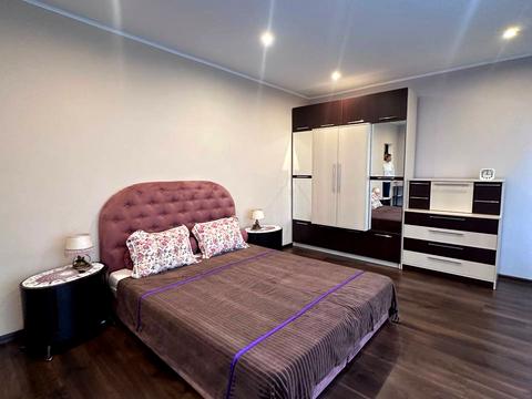 квартира за адресою Олександра Мишуги вул., 12