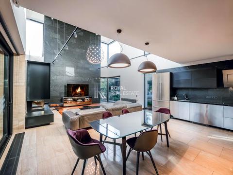 будинок за адресою Центральна