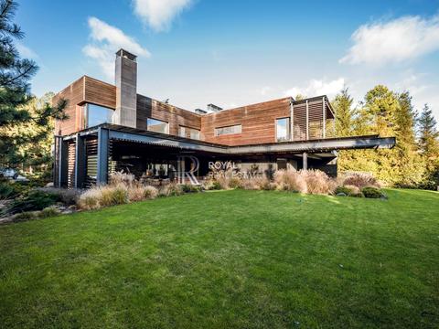 будинок за адресою Центральна