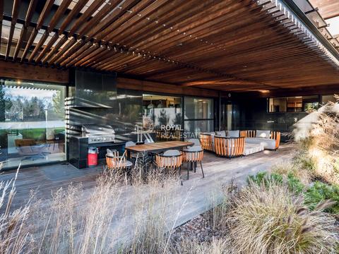 будинок за адресою Центральна