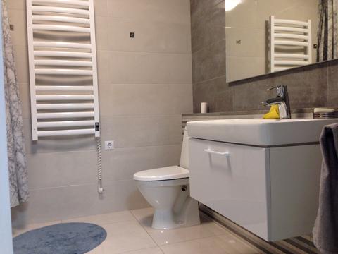 квартира за адресою Любомира Гузара просп. (Космонавта Комарова), 26