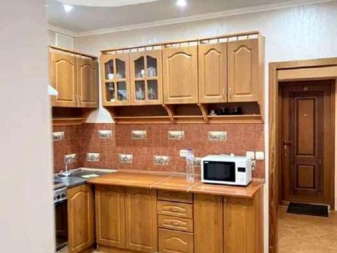 квартира за адресою Боголюбова вул., 8