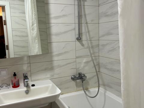 квартира за адресою Миколи Хвильового вул., 4