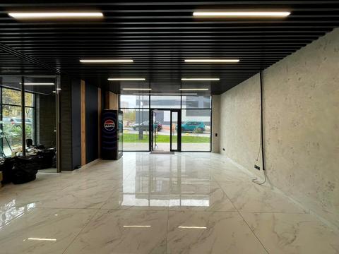 комерційна за адресою Трускавецька вул., 2-В