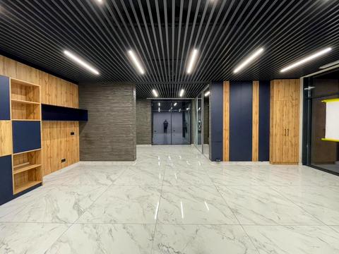 комерційна за адресою Трускавецька вул., 2-В