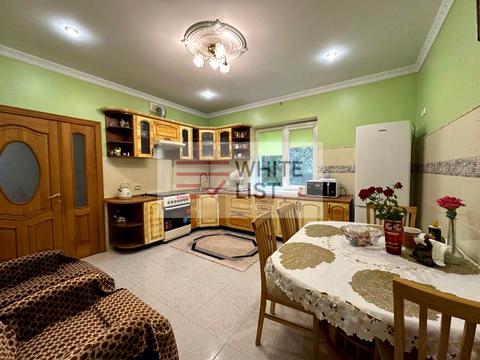 дом по адресу Черновцы, Романа Шухевича ул. (Дубинська), 12