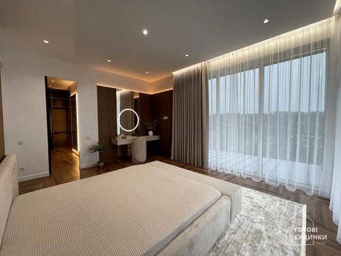 будинок за адресою Розкішна