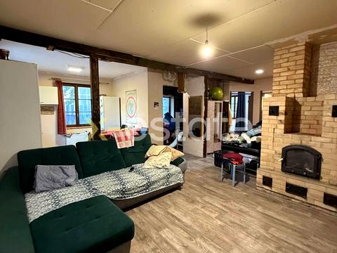 будинок за адресою с-ще. Велетень (Першотравневе), Зелена, 12