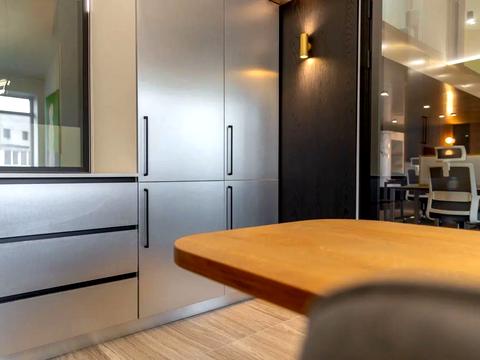 коммерческая по адресу Панаса Мирного ул., 8