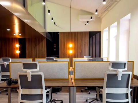 коммерческая по адресу Киев, Панаса Мирного ул., 8