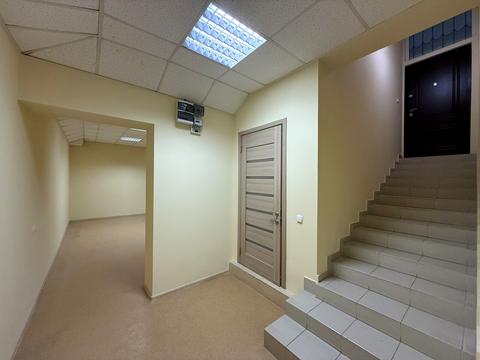 комерційна за адресою Щаслива вул., 38