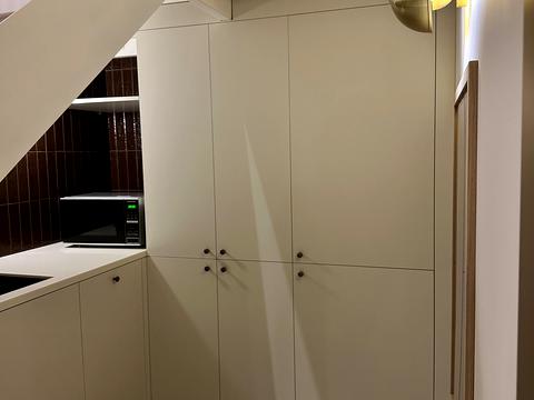 комерційна за адресою Саксаганського вул., 33