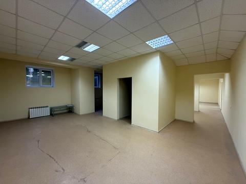 комерційна за адресою Щаслива вул., 38