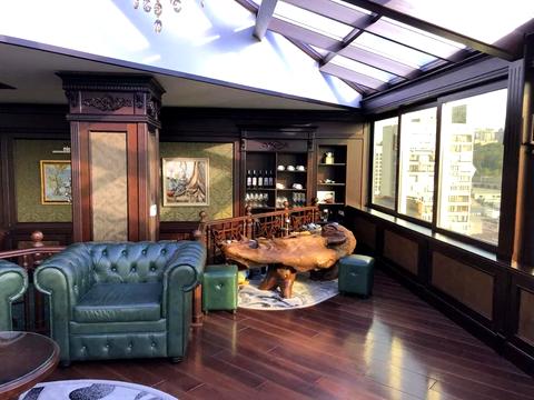 коммерческая по адресу Антоновича ул. (Горького), 33-В