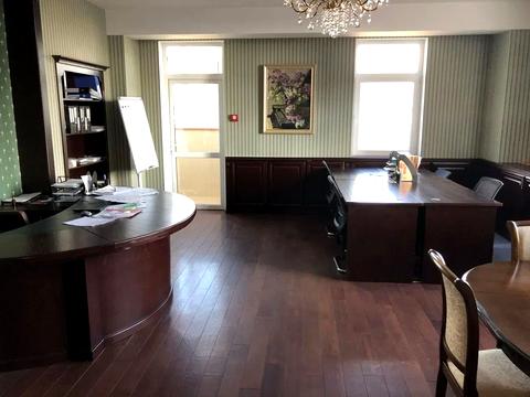 коммерческая по адресу Антоновича ул. (Горького), 33-В