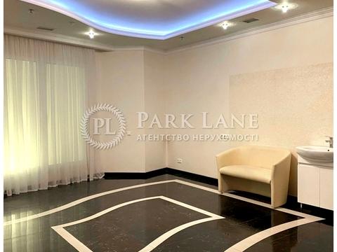 комерційна за адресою Ольгинська вул., 6