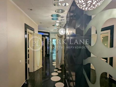 комерційна за адресою Ольгинська вул., 6