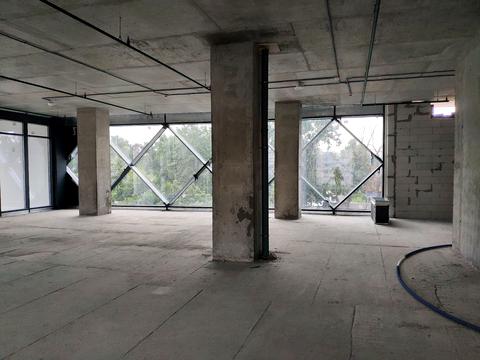 комерційна за адресою Василя Стуса вул., 35-А