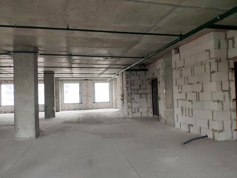 комерційна за адресою Василя Стуса вул., 35-А