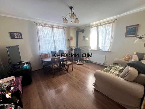 будинок за адресою с. Яблунівка, Паркова, 1